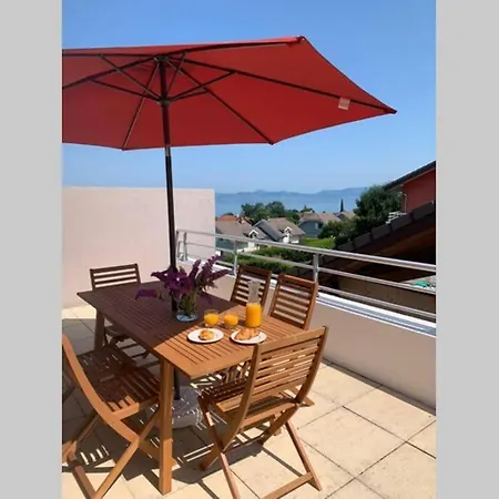 Apartment Superbe Au Calme Avec Vue Sur Le Lac. Évian-les-Bains