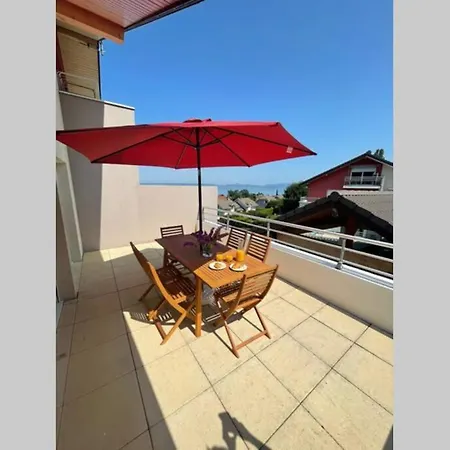 Apartment Superbe Au Calme Avec Vue Sur Le Lac.